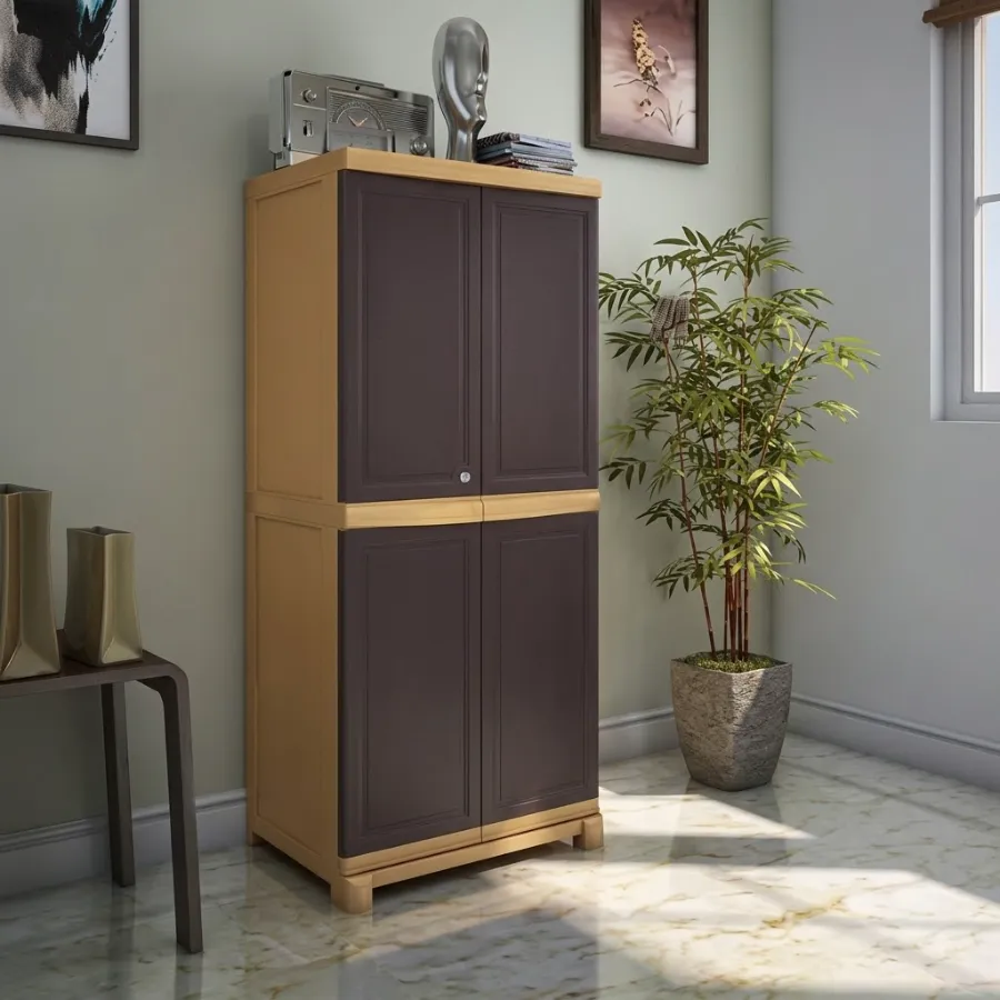Wardrobe 6 Feet with mirror